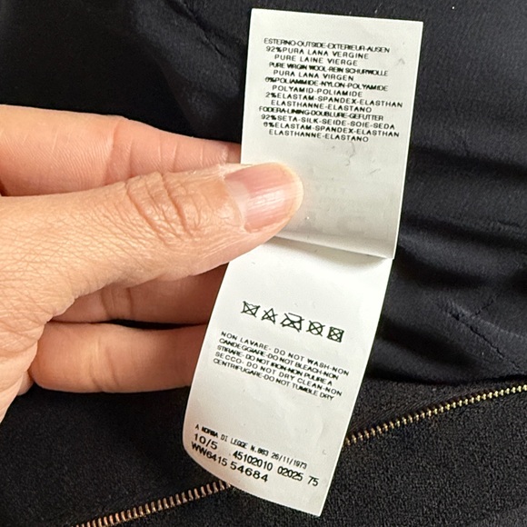 Gianfranco Ferré Vintage Black Dress Wide Structured Collar Wool Blend Tailored - Picture 9 of 9